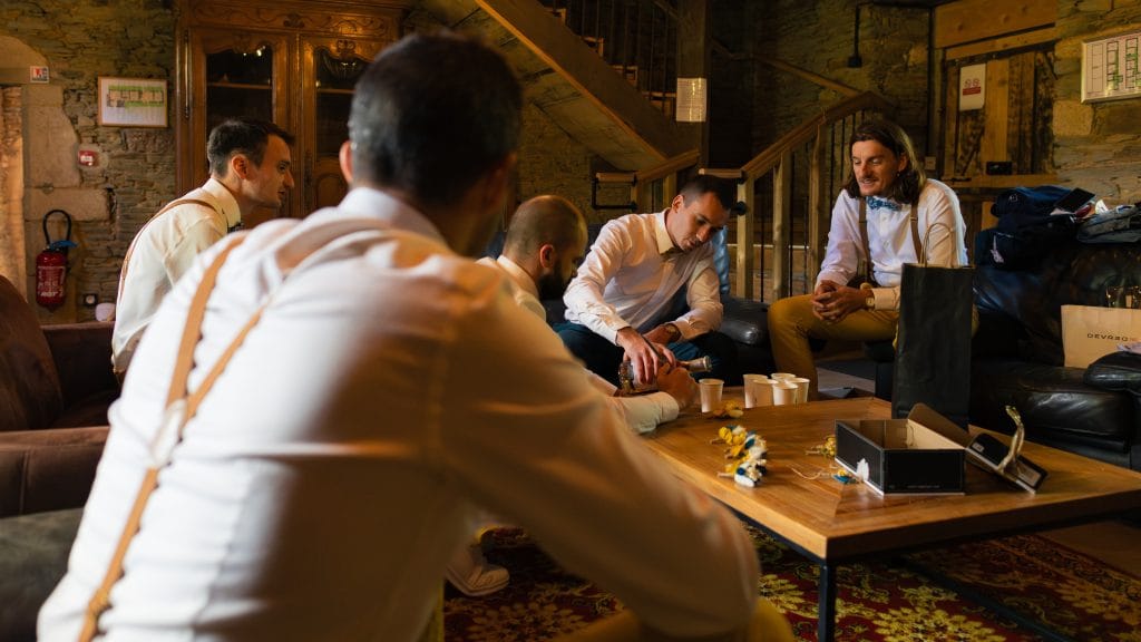 Préparatifs du marié — mariage au Manoir Morgan à Taupont, photo 14