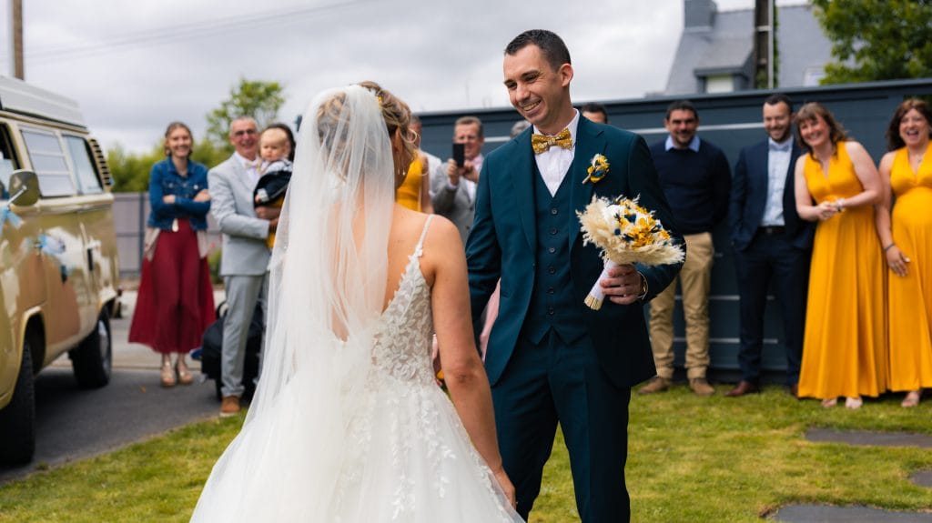 Découverte des mariés (first look) — mariage au Manoir Morgan à Taupont, photo 4