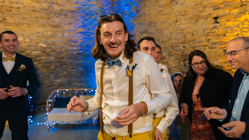 Cérémonie laïque — mariage au Manoir Morgan à Taupont, photo 3