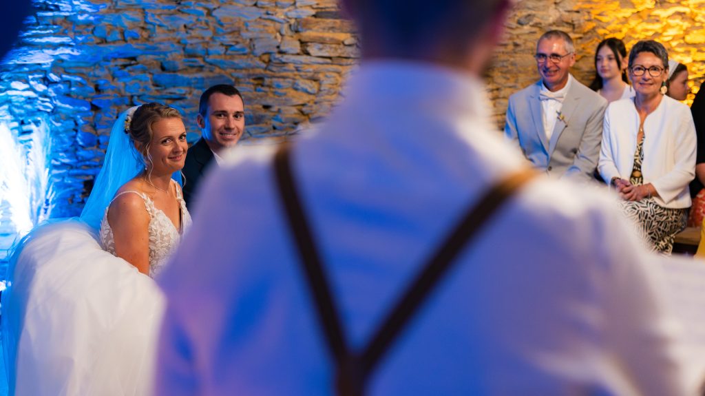 Cérémonie laïque — mariage au Manoir Morgan à Taupont, photo 7