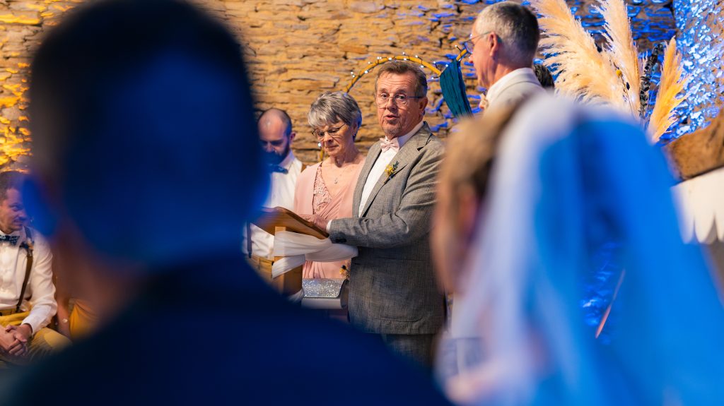 Cérémonie laïque — mariage au Manoir Morgan à Taupont, photo 9