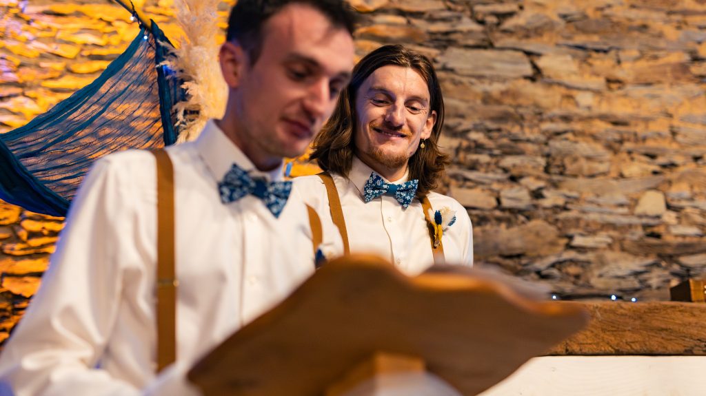 Cérémonie laïque — mariage au Manoir Morgan à Taupont, photo 14