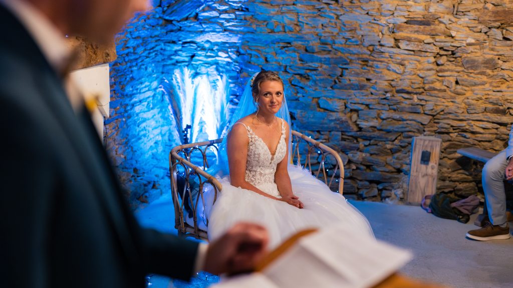 Cérémonie laïque — mariage au Manoir Morgan à Taupont, photo 21