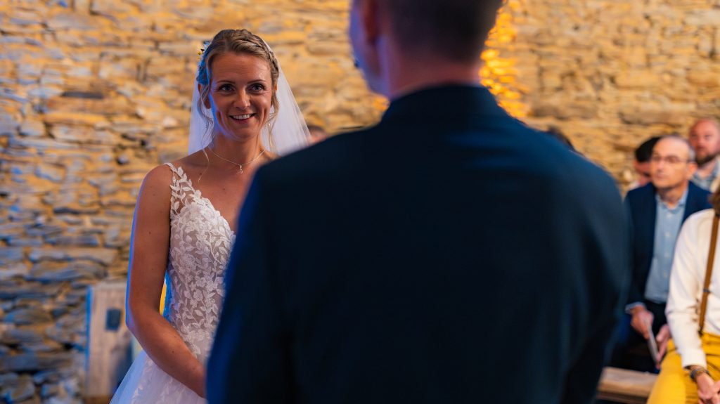 Cérémonie laïque — mariage au Manoir Morgan à Taupont, photo 23