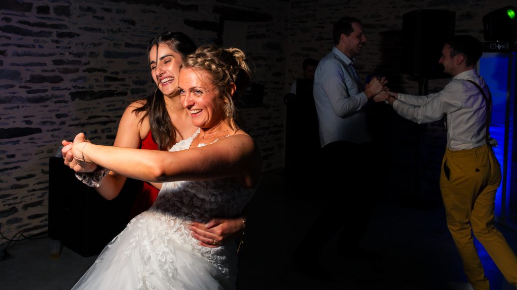 Soirée dansante — mariage au Manoir Morgan à Taupont, photo 6